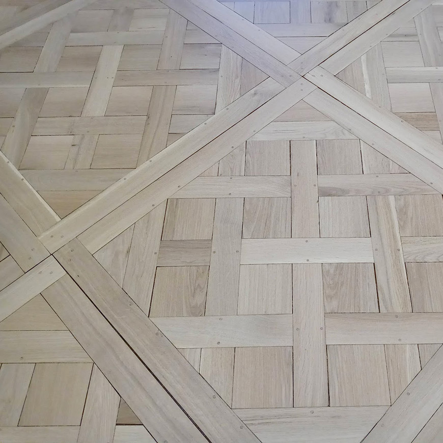 photo showing the interlocking floor panels